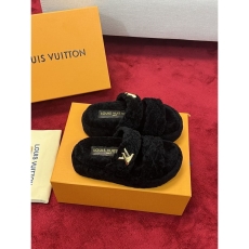 Louis Vuitton Slippers